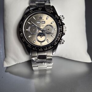 Men's Silver and Black Watch